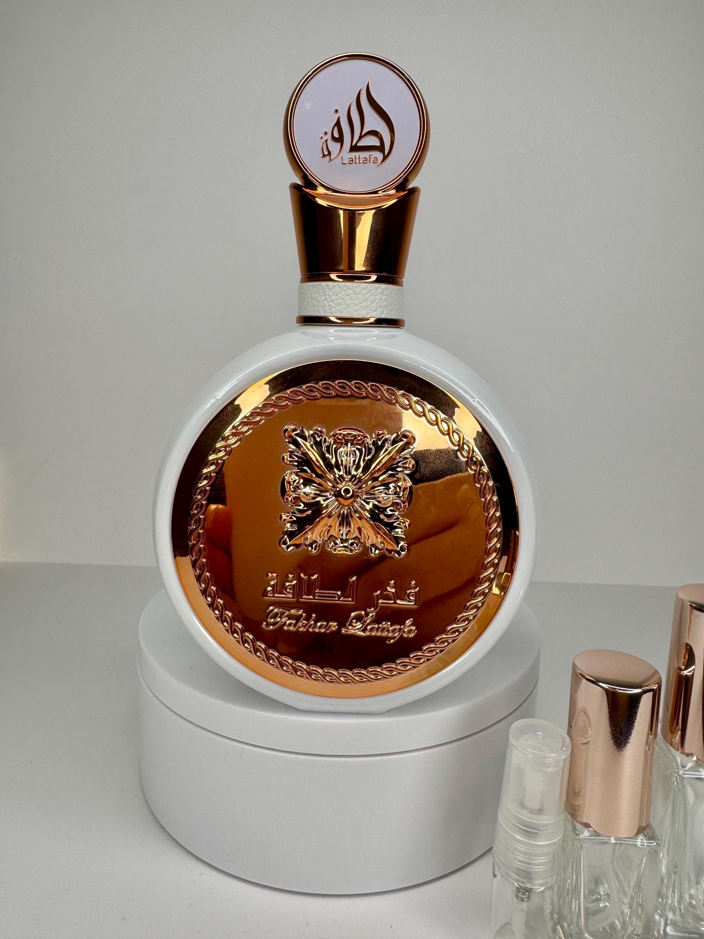 Fakhar by Lattafa (decant) - 2ml, 3ml, 5ml & 10ml